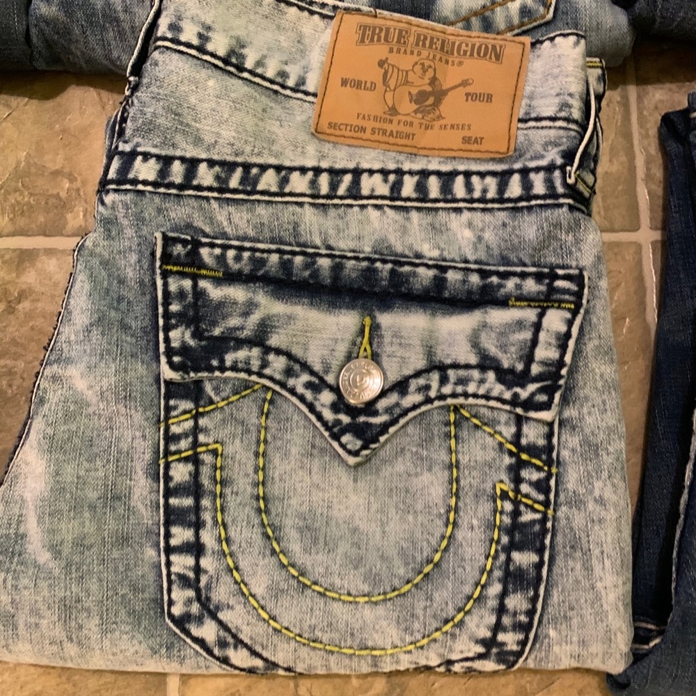True Religion Jeans -Size 32 - Picture 3 of 9